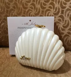 Sacchetto regalo VIP 4 luglio Indipendenza Designer borse da sera borse da sera con guscio di perle donne frizione portafoglio con GI3593643