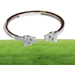 Bracelets Customization Jewelhation Alta Qualidade de balcão Brand Designer de Brand 18k Gilded Fashion Panthere Series Clash TR1524113