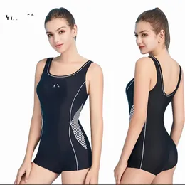 Resigner Bikini Seni raccolta Donne Beach Nuoto Summer Nuoto Spesso sexy Design Swimwear per donne di alta qualità