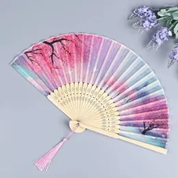Dekorative Figuren lang anhaltende Bambusklappfan -Fan Chinesische Hand mit Nachahmungsseide Blumendruck Quasten für Frauen