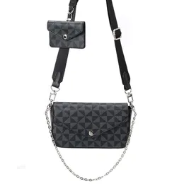 in 2024 the New Womens Bag Is Best-selling Classic Printed Fashion Chain Shoulder Three-piece En
