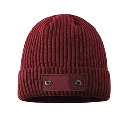 Бренд Зимние шляпы для мужских дизайнеров шляпных шапок Women Bonnet Beanie Men Designers Beanie Hats 20121703ce6859705