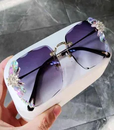 2021 fashon Vinage Sqaure luxury glasses Rimless rhinesotne sunglasses Shades Women Summer 1186796