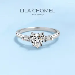 حلقات الكتلة مصممة المجوهرات على شكل 18 ألف أبيض الذهب الفوار VVS1 D Color 1CT Moissanite Diamond Luxury Romanting Ringer For for