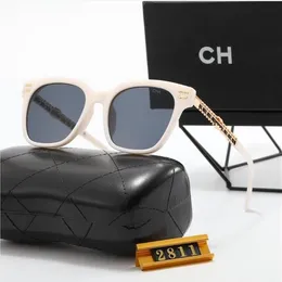 Роскошные дизайнерские солнцезащитные очки мужчины женщины прямоугольные солнцезащитные очки унисекс дизайнер Goggle Beach Sun Glasses Retro рамки роскошь с коробкой.