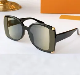 2022 Nowe letnie damskie okulary przeciwsłoneczne dla kobiet 1294 Fashion Classic Black Retro Style Wzór dekoracyjny obramowanie luksusowe szklanki 5131670