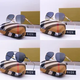 Солнцезащитные очки для дизайнеров для Mens Womens Classic Luxury Frond Design Design Sunglasses Sunscreen Radiation Trend Sunglasses Fashionbelt006