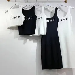 Bayan Gündelik Elbiseler Kolsuz Yelek Baskılı Tasarımcı Yelek Gömlekleri Kısa Tanklar Sıcak Düz Etekler Kadın İnce Out Giyim Yaz Elbise Yelek S-L