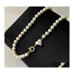 CHOKERS FAMOGGI BRITANNICA British Pearl Necklace Catena di girocollo Letterv Ciondolo 18K Gold Giolleria a 925 Sier Titanio per donne ME213U