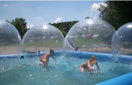 Balls PVC Material Inflatable Water Bubble Large inflatable water walking balls Water Fun Pool Toy inflatable dancing zipper ball