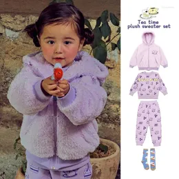 Kurtki Spot Bebebe 2024 Dwustronna pluszowa płaszcz dla dzieci Śliczny taro fioletowy z kapturem top dla chłopców i dziewcząt ciepło