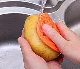 Escova de limpeza vegetal forma fofa cor aleatória silicone frut