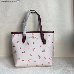 Fabbrica di alta qualità 75% sconto all'ingrosso 2024 Nuovo mini classico borsa per la spesa da donna portatile una spalla Trendy Versatile Tote