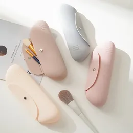 Bolsas de cosméticos Bolsa de maquiagem Armazenamento portátil Lavagem de produtos de higiene pessoal Organizador de silicone resistente à sujeira à prova d'água