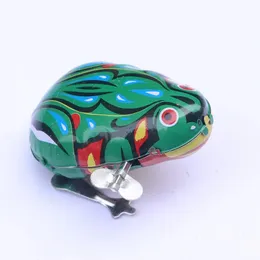 Kids Classic Tin Wind Up Clockwork Jumping Iron Frog Toy Action Figures For Children Toys Boy Gift Baby 240408