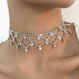 Chokers Luxury Rhinestone Mesh Mesh Forma de jóias de colar de gargantilha curta para mulheres para mulheres Bling Crystal Hollow Tassel Party Gifts267L