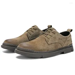 Casual Shoes 2024 Men 'Oxford Leder Moccasins Schnürmänner Geschäfte atmungsaktive Modemarke Gehen im Freien