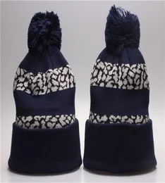 Unissex 23 chapéus modernos de inverno malha poms beanie rótulo de luxo a cabo slouchy skull taps moda lazer gaiola de lazer ao ar livre Hats9055641