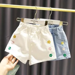 Girls baby ricamato in jeans cortometrie estate per bambini graziosi pantaloni per bambini jeans corto per ragazza 0 2 4 6 y 240418