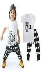 Pojkar Casual Clothing Set Baby Letters Cross Pattern Fashion Suits Spädbarn Outfits Kids Tops Byxor 15T K52496800928