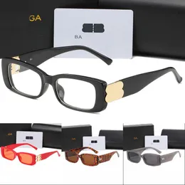 Óculos de sol casuais designers retangulares lentes azuis pretas protyect olhos femininos óculos de sol clássicos letras b metal com moldura completa pc material de sol 2024 mz129 c4