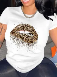 Plus Size Leopard Lips Graphic Tee Shirt Valentines Day Crew Neck Kort ärm Casual Everyday Topps kläder 240412