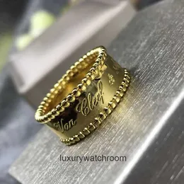 Wysokiej klasy pierścionki biżuterii dla Vancleff Women Fashion Hot Signature Para Pierścień z złotym poszycie Modne i lekkie luksusowe i projektowe zmysł