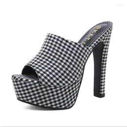 Talltor 2024 Summer Women 14.5cm Pumpar 5cm Platform Fetish Sandaler Lady High Heels Sandles Peep Toe Rem Checkered Shoes