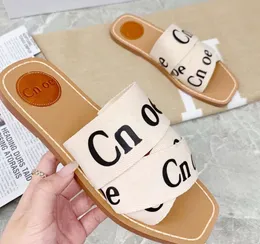 2024 Luxury Sandals Woody Mule Flat Slides Designer Canvas Slippers Womens Letter Sandal Slipper Shoes Casual Tjock Bottom Net Red Summer Flat Flip Flops Women 995