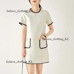 2024 Summer Designer LouiseviutionBag Apricot kontrast Färgklänning Kort ärm Louisvutton Shoe Dress Round Neck Kne-Lengen Casual Louies Vuttion Dresses 179