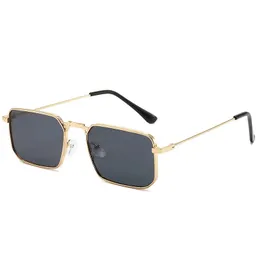 Óculos de moldura de moldura de metal retângulo de alta qualidade da marca vintage quadrada sol para homens tons femininos óculos femininos 240417