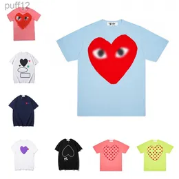 Summer T-shirts CDGS Play T Shirt Commes Kobiety rękawów Womens des Badge Garcons Haft Hafdery Red Love de Clothing Mppp