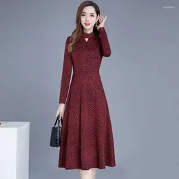 Casual Dresses Women Dress Autumn Winter Long Sleeved Middle Age Female High-end Dres Lägg till sammet varm A-Line Mujer Vestidos 5xl