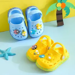 Sandali estivi pantofola per bambini muli per bambini ragazze cartone animato sandali per neonati tacchi piatti fumetti solidi scarpe da giardino per bambini