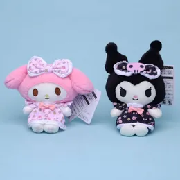 2024年の最新のサンリオドフローラルドレスシリーズKulomie Melody Plush Toy Doll Bag Pendantキーチェーン