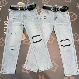 Джинсы дамы на главной улице дизайнер -дизайнерский брюк нога дымовая трубка для печати джинсы теплые тонкие джинсы мода