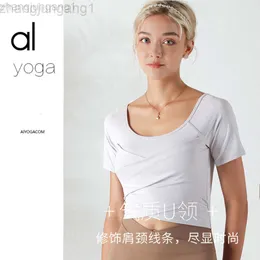 Desginer Alooo Yoga Shirt Woman Al Suit Sports Top Womens Exposed Navel Quick Drying Belt Chest Pad Tigh