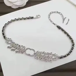 Heiße Luxus Herz Anhänger Brandbrief Designer Halskette Brief Anhänger Perlenketten berühmte Männer Frauen Diamant Halskette 18K Gold Halshärte Schmuckzubehör Geschenke