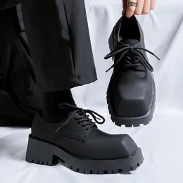 Sıradan Ayakkabı Erkekler İtalyan Marka Tasarımcısı Dantel Up Kare Toe Oxfords Ayakkabı Partisi Gece Kulübü Platform Spor Ayakkabı Geri Deri Ayakkabı