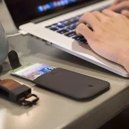Halter neuer Mini -Kartenhalter DAX V3 Slim Tragbarer Papierhalter gezogen Design Männer Brieftasche Farbe Hang 5 Karten Kurzes Geld Frauen Geldbeutel