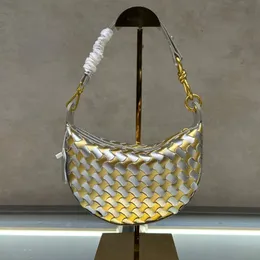 Designer Bag Half Moon Wave Woven underarm Bag Luxury Women läder Guld Hårdvara axelväska borttagbar remmar handväska mode casual shopping lady koppling väska