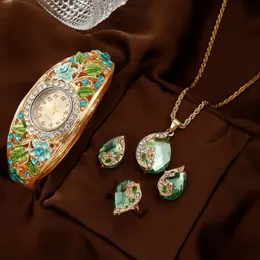 럭셔리 여성 팔찌 쿼츠 시계 세련된 다기능 여성 시계 고품질 여자 석영 시계