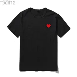 Play Mens T Shirt Designer Red Commes Heart Women Garcons S Badge des Quanlity TS Cotton CDG تطريز قصير الأكمام BG OHOA