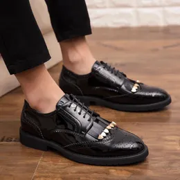 Casual Shoes Large Size Men's Fashion Stage Nightclub Dresses Patent Leather Brogue Lace-up Tassels Shoe Youth Gentleman Footwear Male