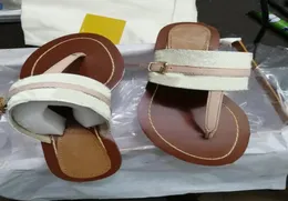 2023 Homens de clássico chinelos grandes verão homem praia sapatos femininos slides letra feminina designer plana sapato de metal sandálias laz4009952