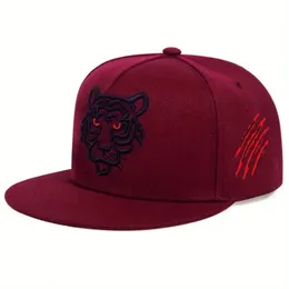 Hochwertige Baseball -Mütze Männer Hut Tiger Stickerei Flat Mütze Männliche Outdoor Outdoor Casual Sports Hip Hop Hut Golf Cap Trucker Hut 240415