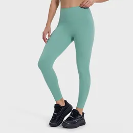 Designer Active Pants New Nude Skin Friendly Non Awkward Line Yoga Pants Hip Lifting High Waist Running Fitness Capris