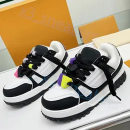 Luxury Brand Casual Shoe Designer Trainer Maxi Small Fat Ding Men and Women Sneakers Fashion Contest Donkey Brand Double Sneakers B22 X49