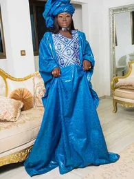 ملابس عرقية جديدة للنساء الأفريقيون بازين ريش مع الحجاب الحجر النيجيري التقليدي حفل الزفاف حوض Dashiki Robe D240419