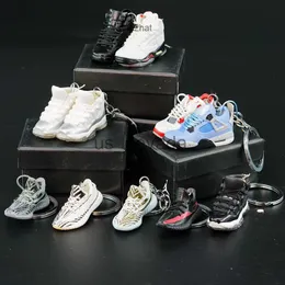 Keychains Lanyards Hot Sale Soft Pvc Llaveros 3D Mini Sports Sneaker Keychain Jor Dan Trainer Keyrings Resin Shoe Key Chain Accessories J230724